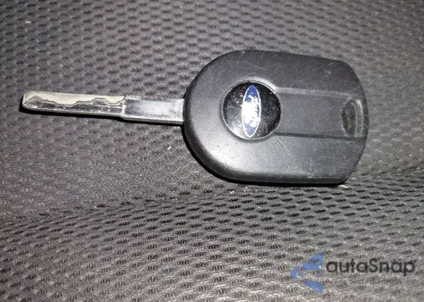 2014 Ford Focus Se z USA, uszkodzony, nr VIN 1FADP3K26EL108065